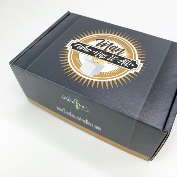 Jos A Bank Tie Gift Box "The Man Who Has It All" - Picture 4 of 4